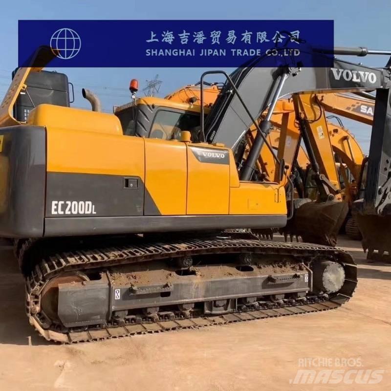 Volvo EC 200 Bagri goseničarji