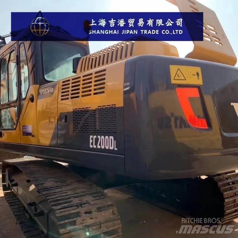 Volvo EC 200 Bagri goseničarji