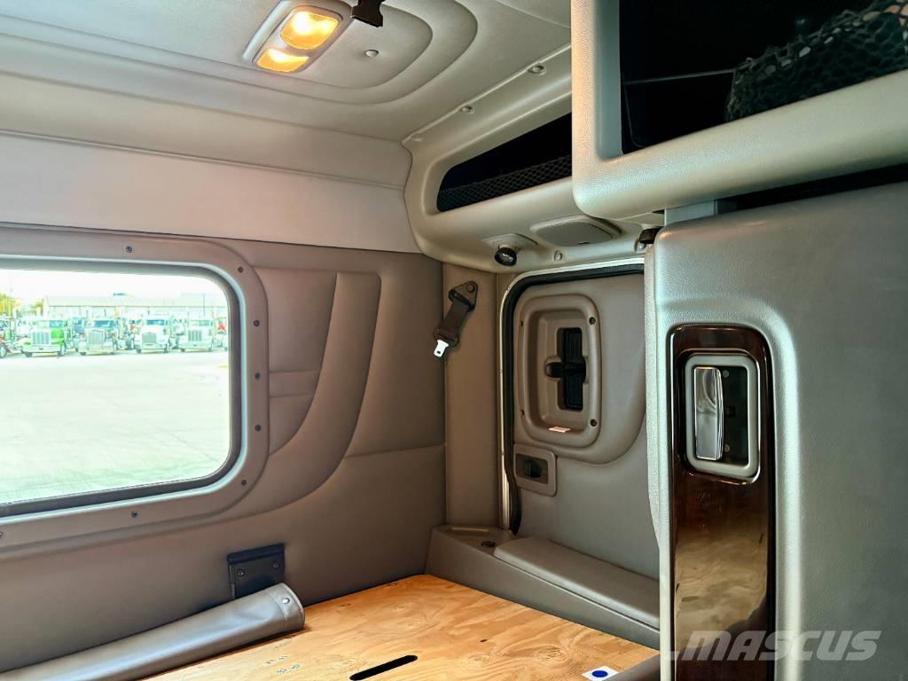 Peterbilt 389 Vlačilci