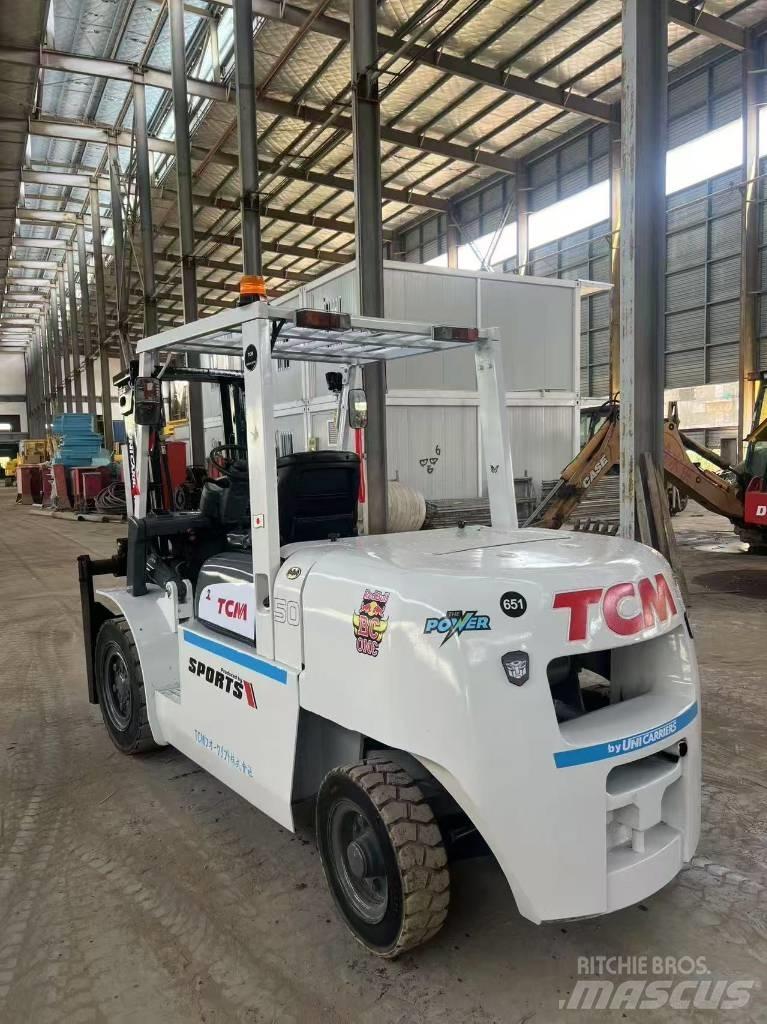 TCM FD50 Dizelski viličarji