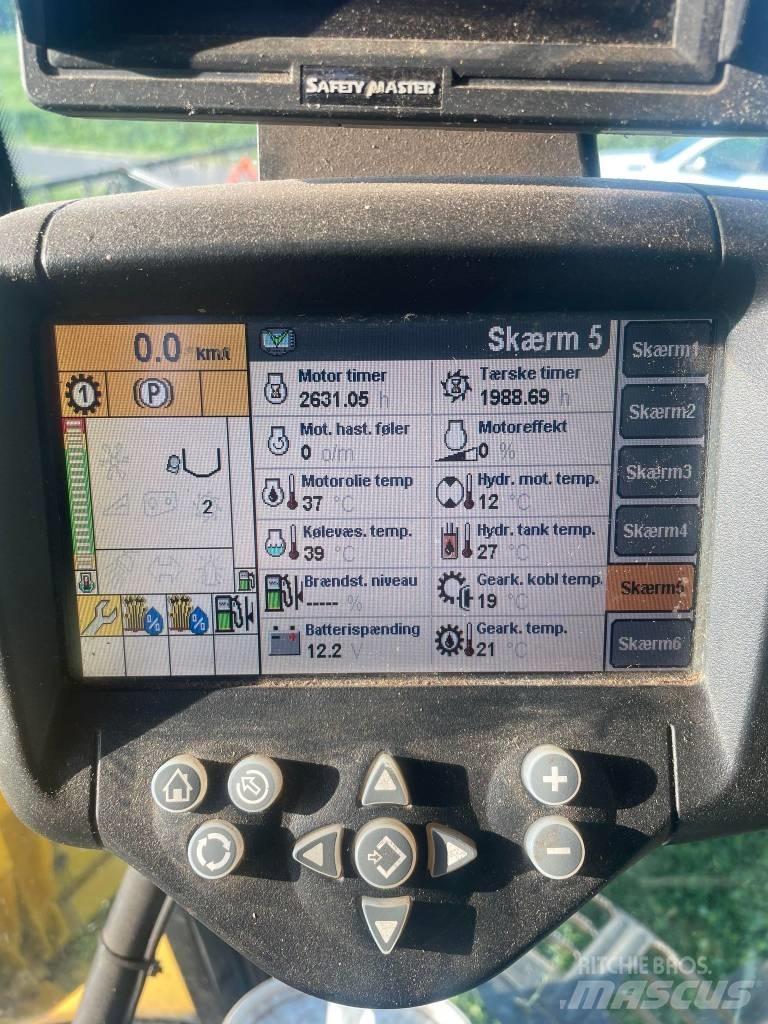 New Holland CX 8090 Kombajni