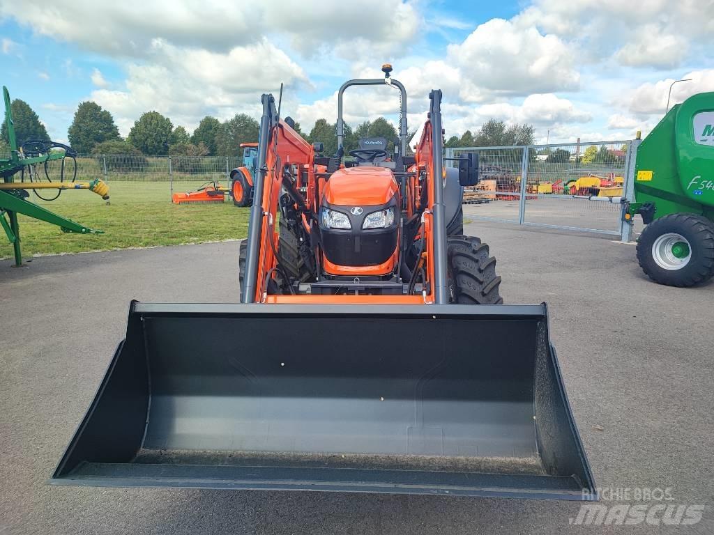 Kubota M4063 ROPS Traktorji