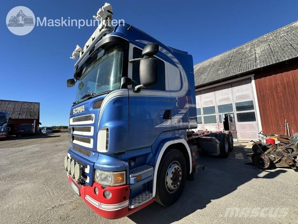 Scania R 560 LB Tovornjaki-šasije
