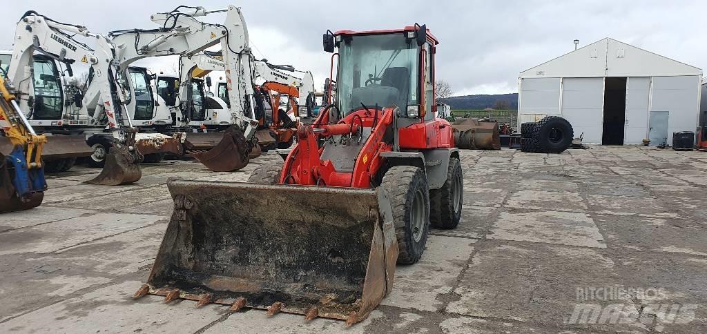 Volvo L 30 G Kolesni nakladalci