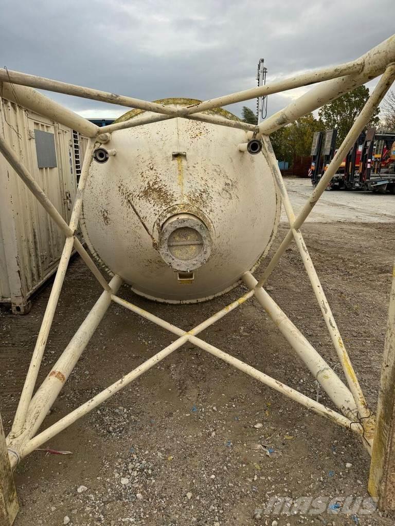  Silo 18 m3 Oprema za razkladanje silosa