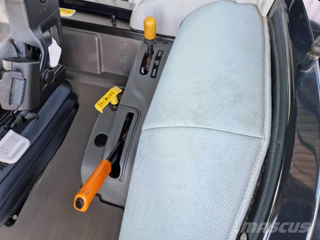 CLAAS Atos 340 Traktorji