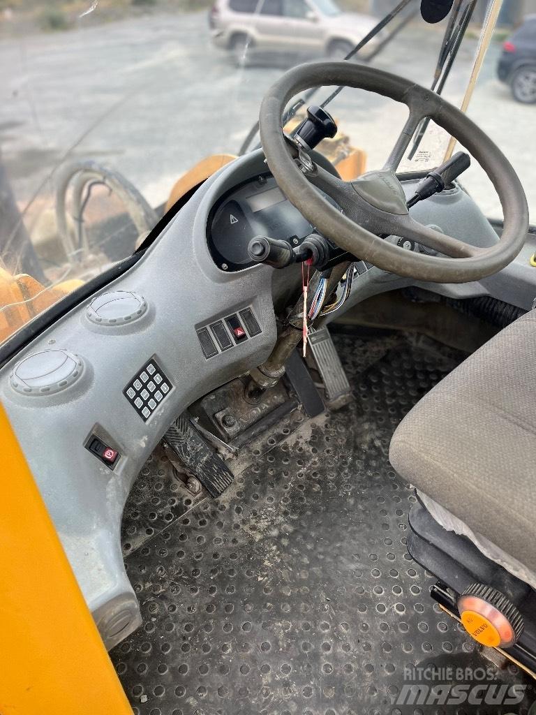 Volvo L 150 E Kolesni nakladalci