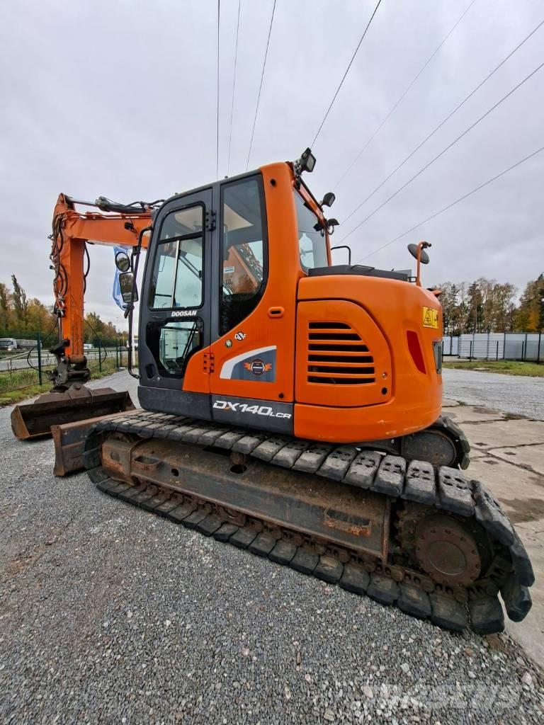 Doosan DX 140 LCR Bagri goseničarji