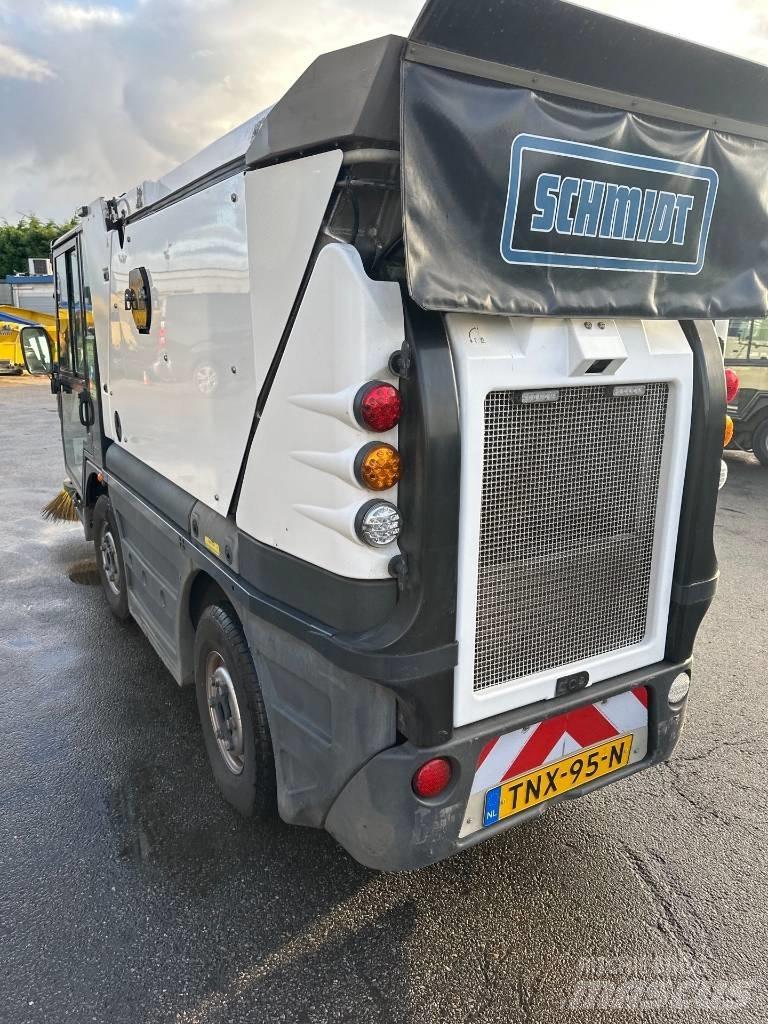 Schmidt Swingo 200 Cestni pometači