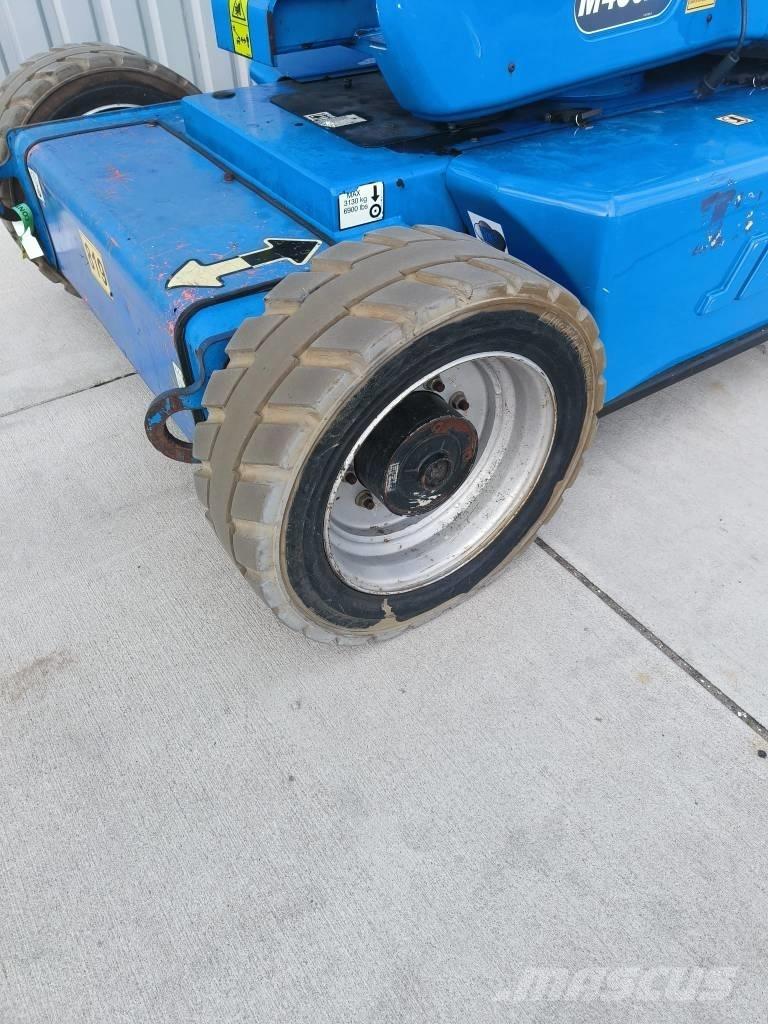 JLG M 450 AJ Zglobne dvižne ploščadi