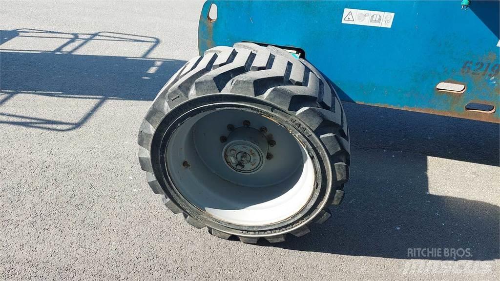 Genie S60HCE Teleskopske dvižne ploščadi