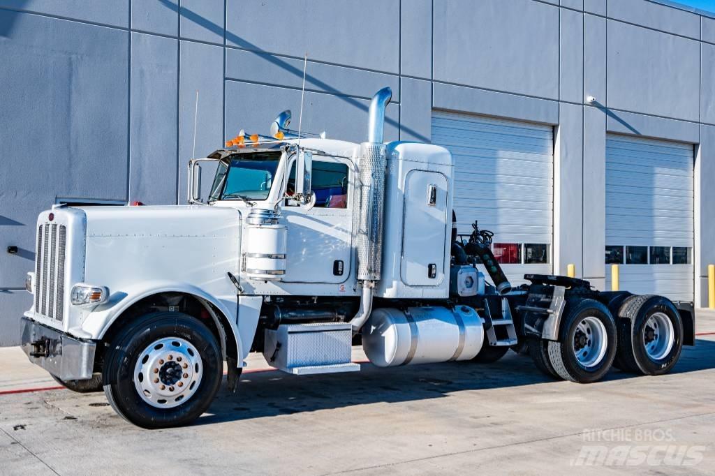 Peterbilt 388 Vlačilci