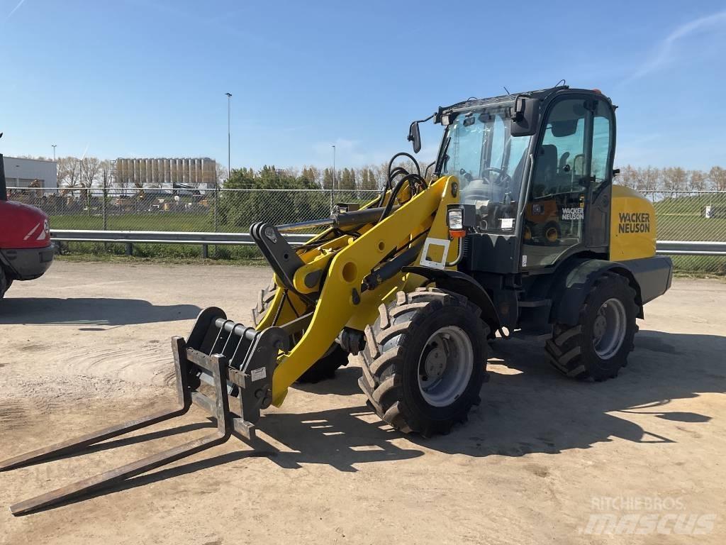 Wacker Neuson WL 70 Kolesni nakladalci