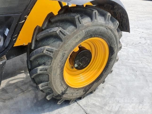 JCB 531-70 - BC24 Teleskopski viličarji