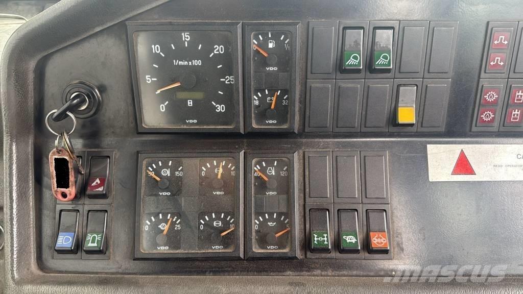Kalmar TRX 182 Terminalni vlačilci