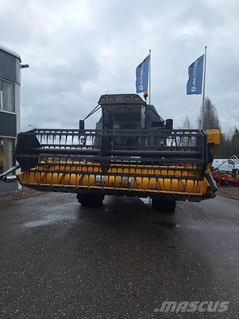 Sampo-Rosenlew 2065 Kombajni