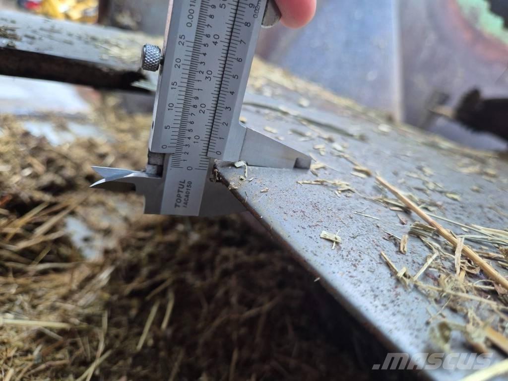 Samasz Optifeed 1800 Mešalne hranilnice