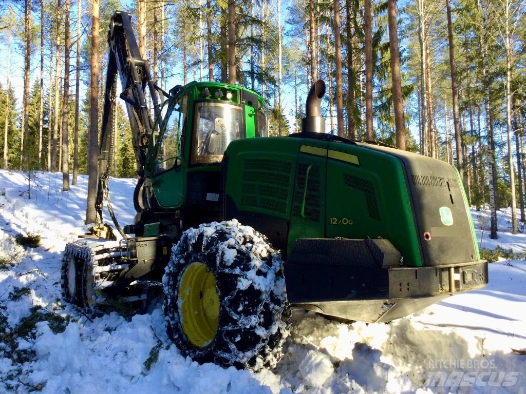 John Deere 1270G 6W Harvesterji