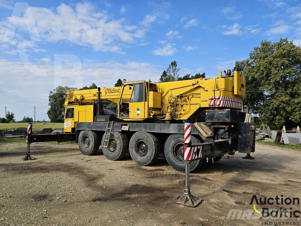 Liebherr LTM 1060 Tovornjaki z žerjavom