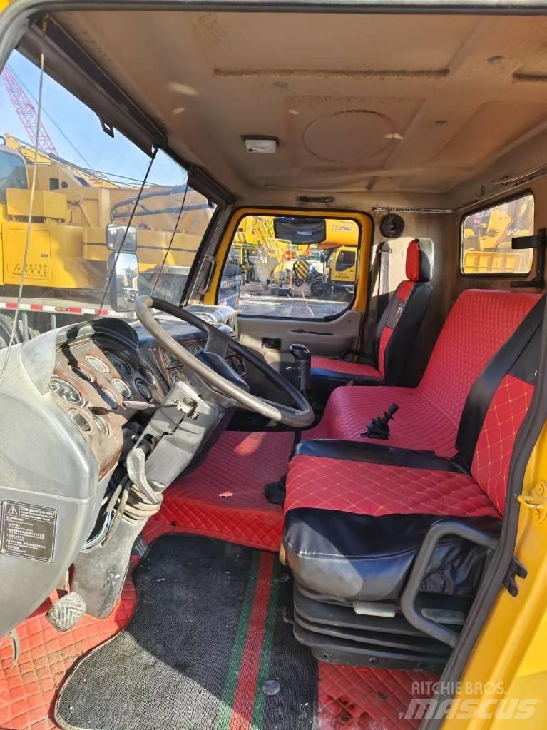 XCMG QY 60 K Rabljeni žerjavi za vsak teren