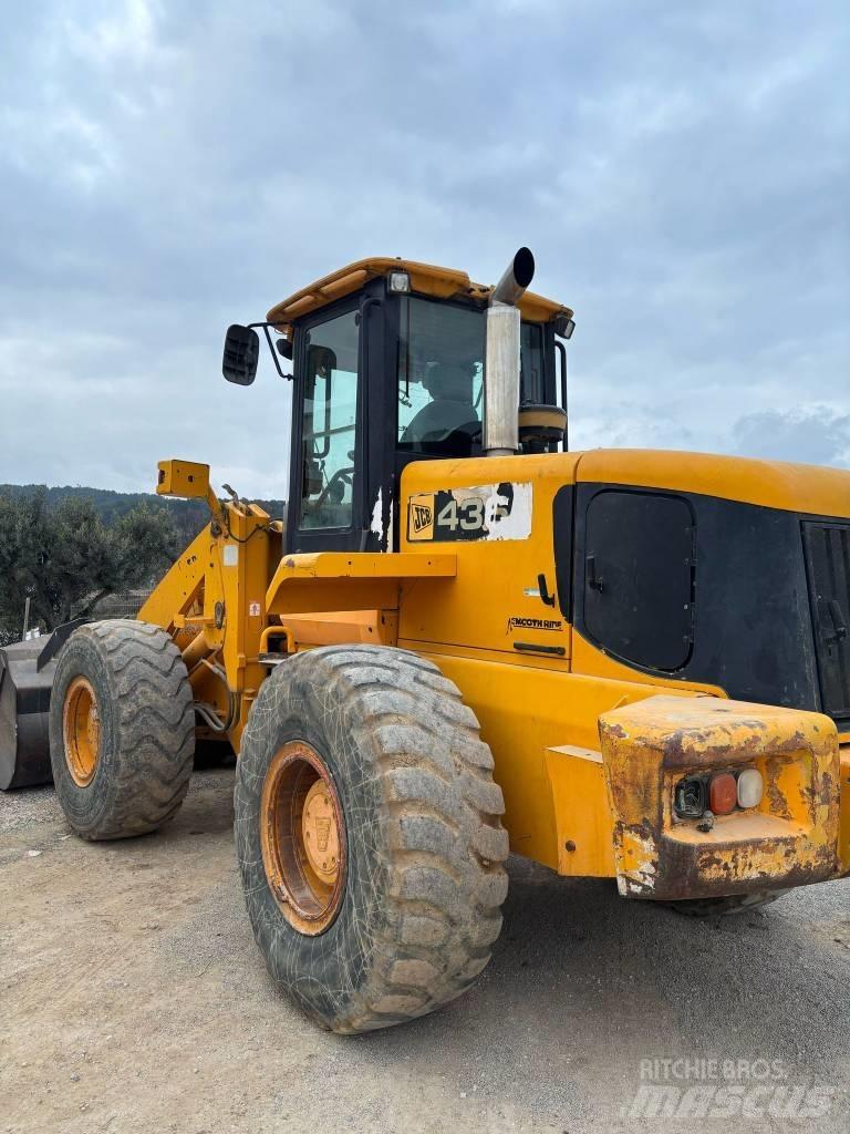 JCB 436 Kolesni nakladalci