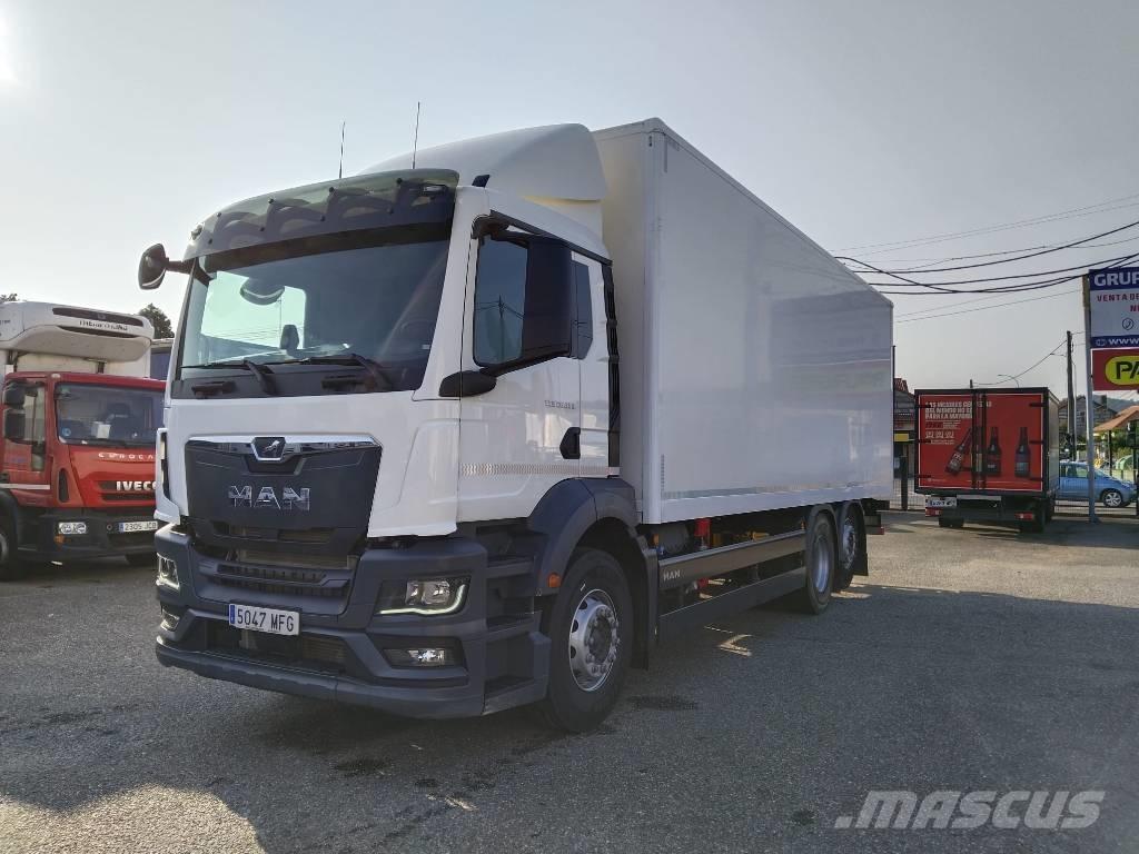 MAN TGS 26.360 Tovornjaki zabojniki