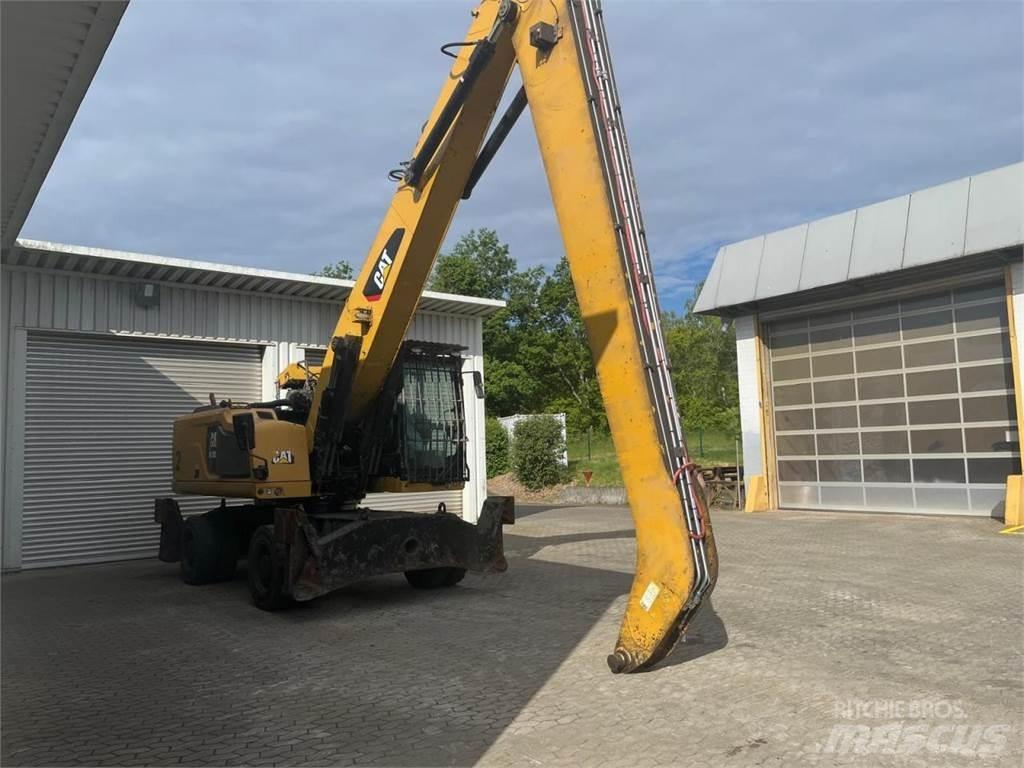 CAT MH3026 Bagri na kolesih