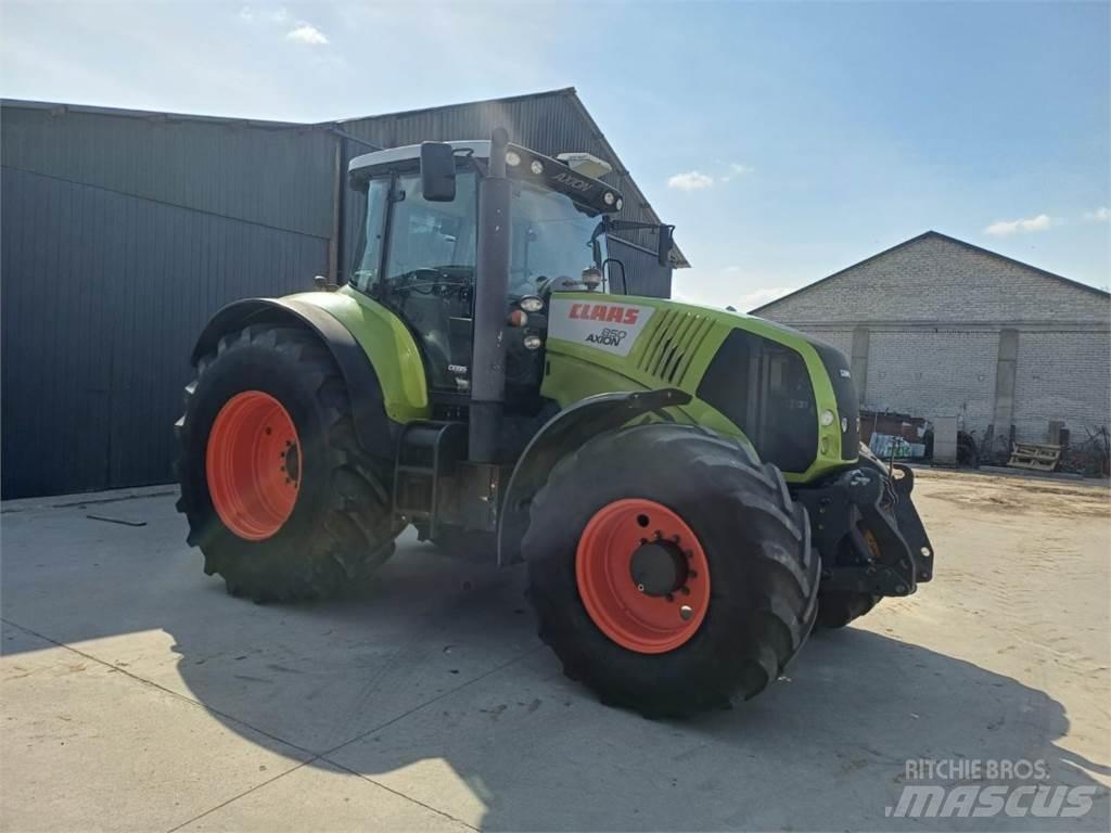 CLAAS Axion 850 Traktorji