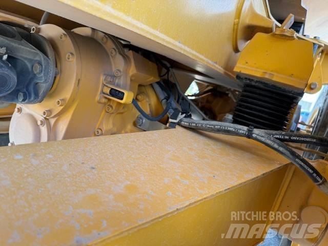 Volvo A25G Zglobni demperji