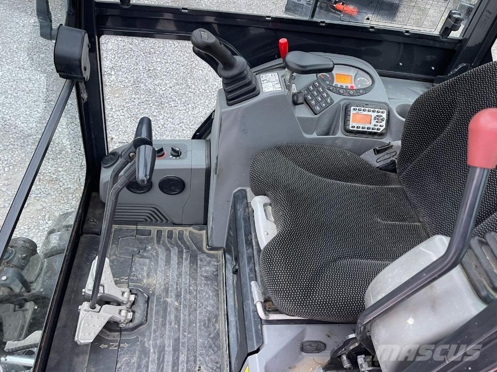 Bobcat E 19 Mini bagri <7t