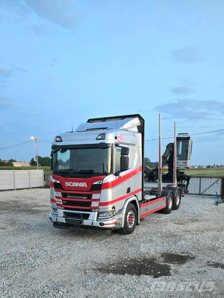 Scania R 540 Tovornjaki z žerjavom