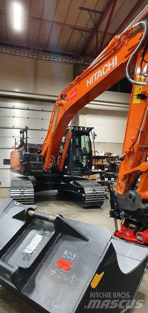 Hitachi ZX 210 LC-7 Bagri goseničarji