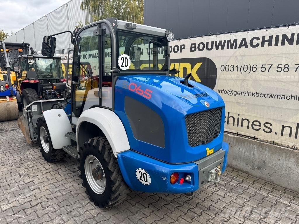 Kramer-allrad 5065 Kolesni nakladalci