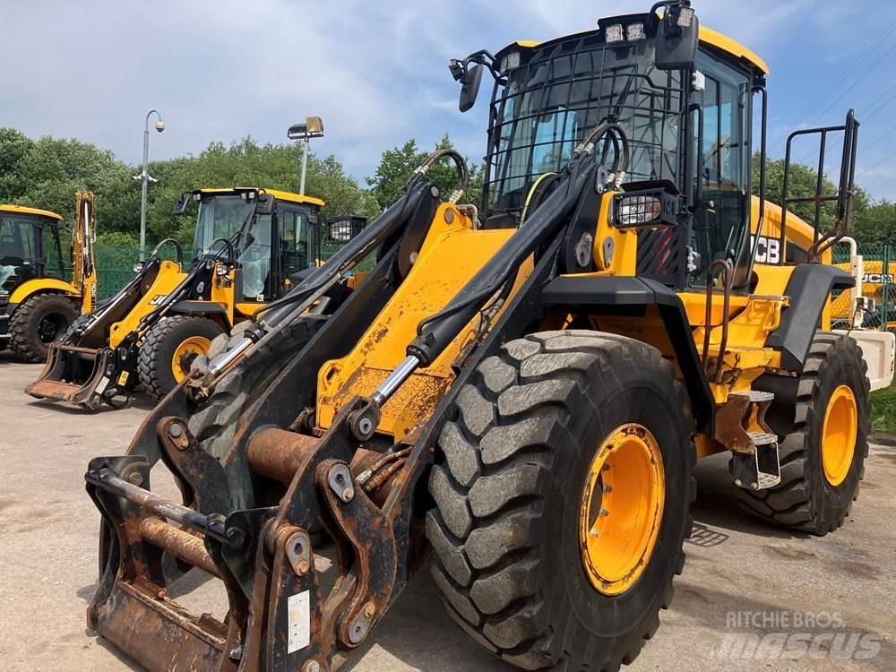 JCB 437 Kolesni nakladalci
