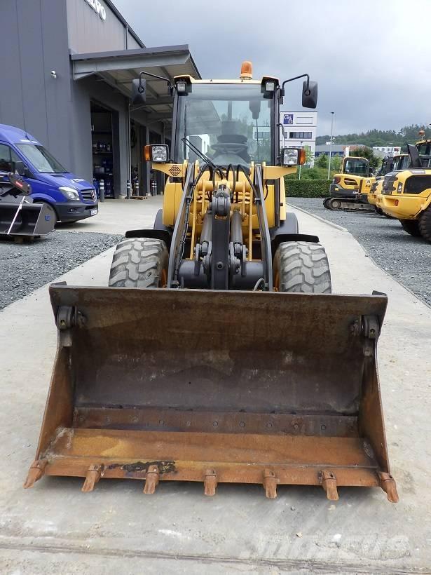 Volvo L 25 F Kolesni nakladalci