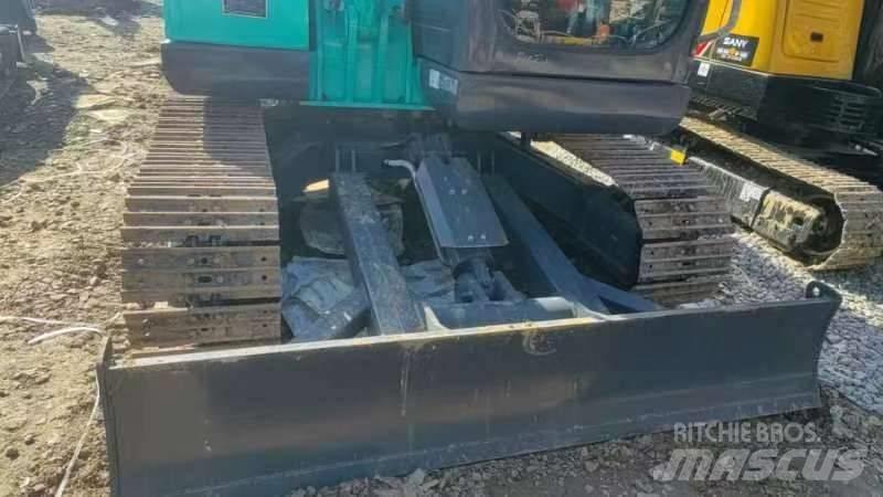 Kobelco SK 75 Bagri goseničarji