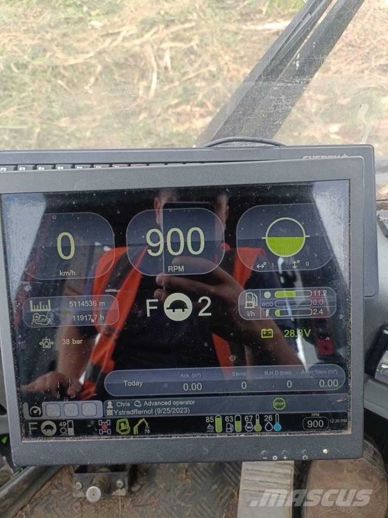 Komatsu 901 TX.1 Harvesterji