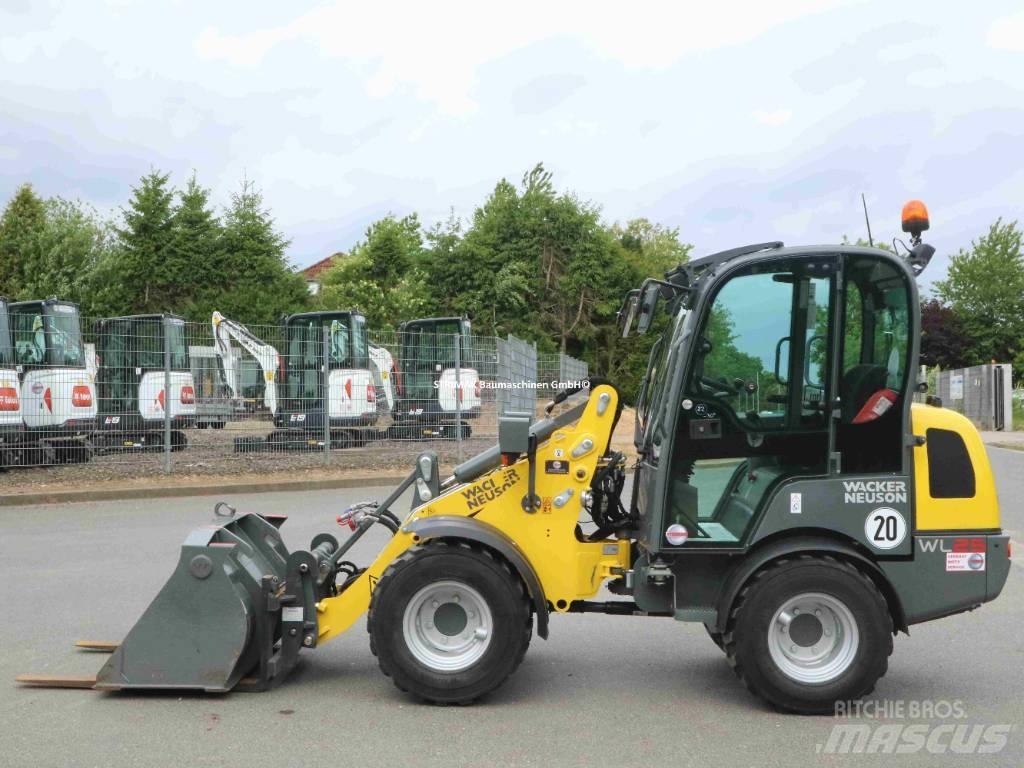 Wacker Neuson WL 25 Kolesni nakladalci