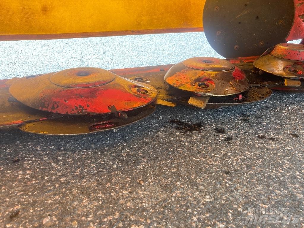 Pöttinger NovaCat X8 Kosilnice