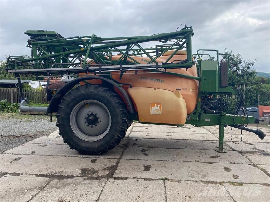 Amazone UX 4200 Vlečne škropilnice