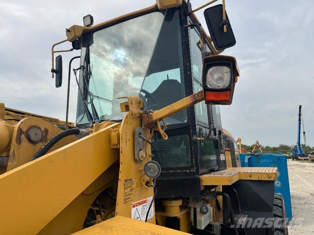 CAT 938 G II Kolesni nakladalci