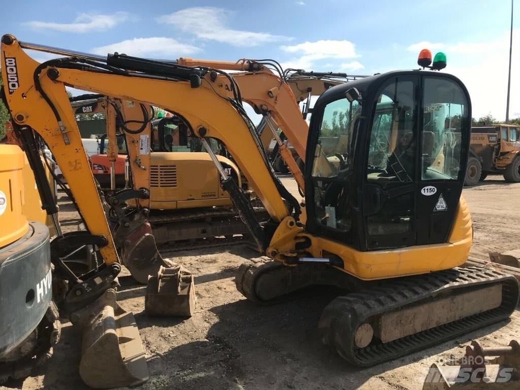 JCB 8050 Mini bagri <7t