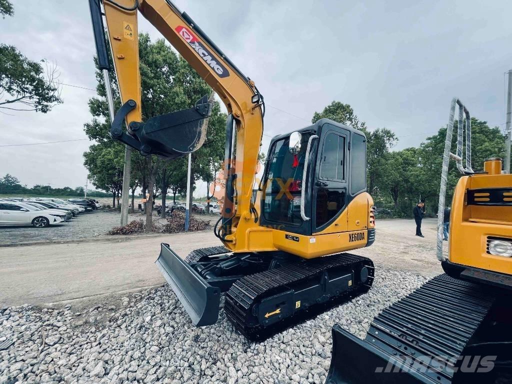 XCMG XE60DA Bagri goseničarji