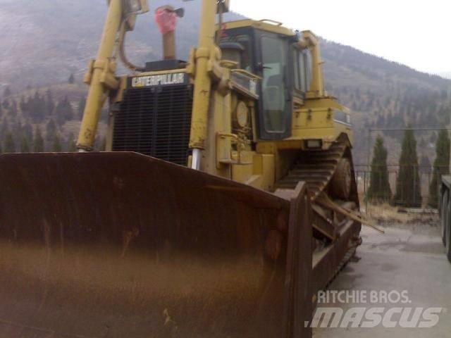 CAT D8R Buldožerji goseničarji