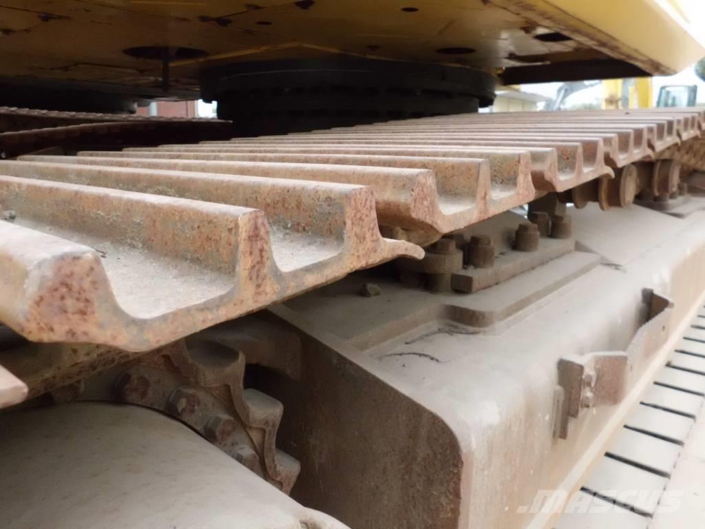 Komatsu PC 450 Bagri goseničarji