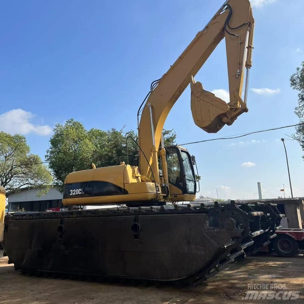 CAT 320 C Amfibijski bagri
