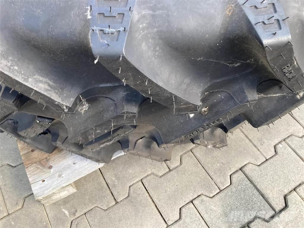 BKT 270/95R46 Gume, kolesa in platišča