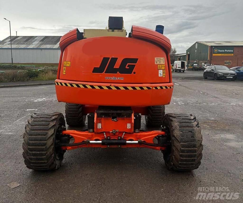 JLG 450 AJ Zglobne dvižne ploščadi