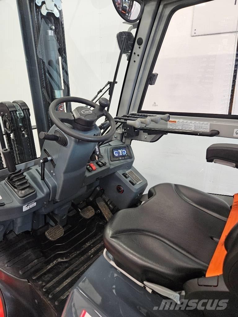 Heli CPCD 35 DIESEL Dizelski viličarji