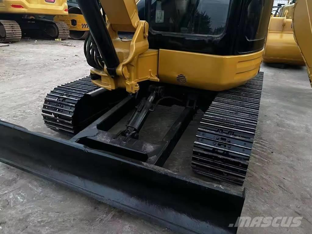 CAT 304 CR Mini bagri <7t
